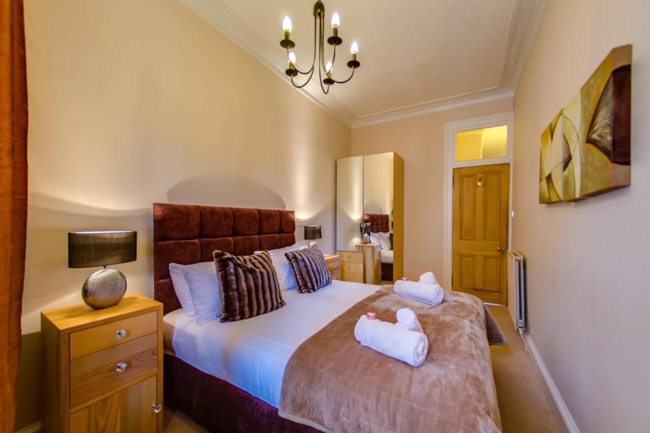 Апартаменты Joivy Spacious Next To The Meadows *